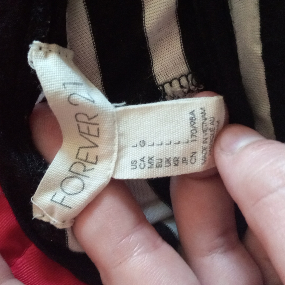 Forever 21 black and white size L